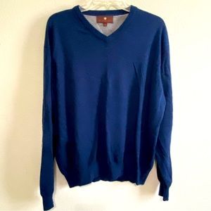 Toscano Italy men’s knit V neck sweater , elbow patch , size XL  w99-2